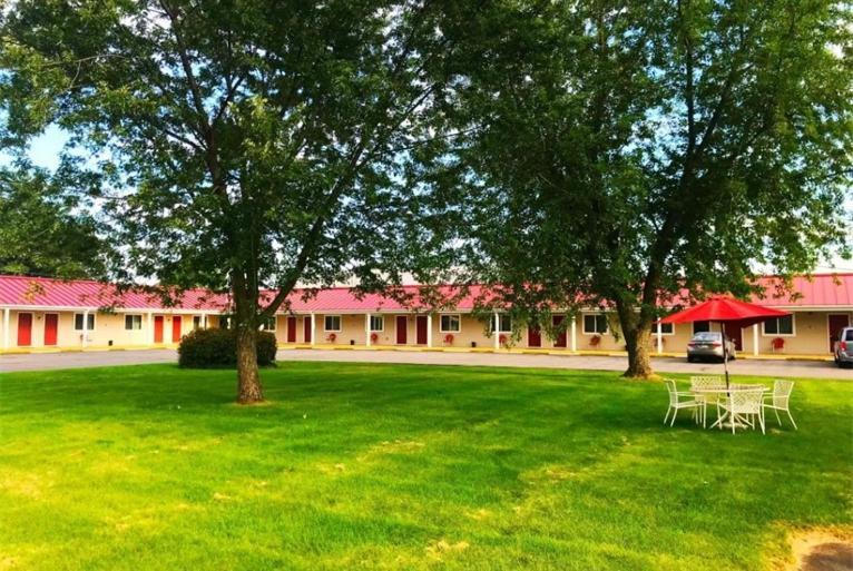 Belmont Motel Skowhegan Exteriör bild