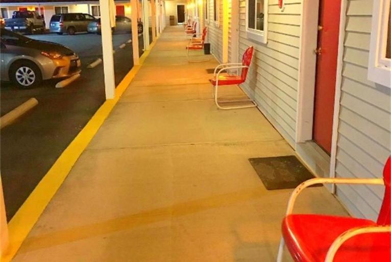 Belmont Motel Skowhegan Exteriör bild